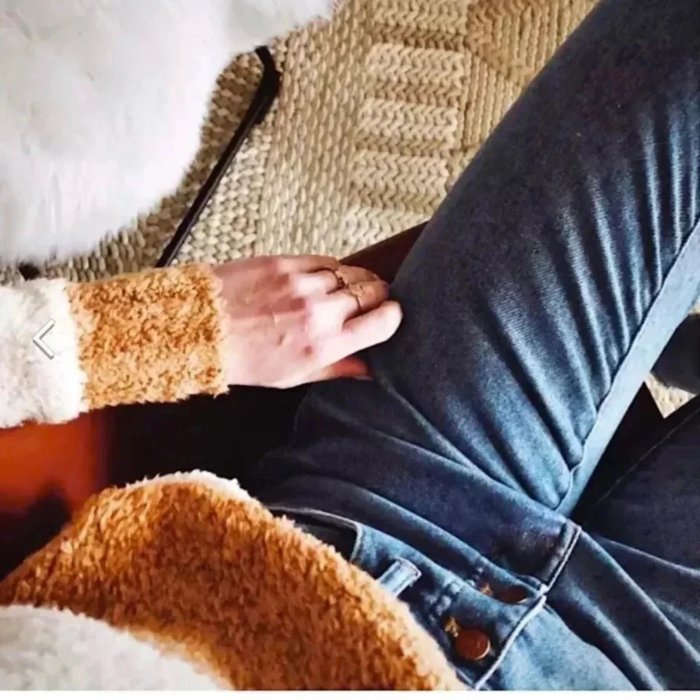 Madewell 10” High Rise Jeans - Picture 3 of 15